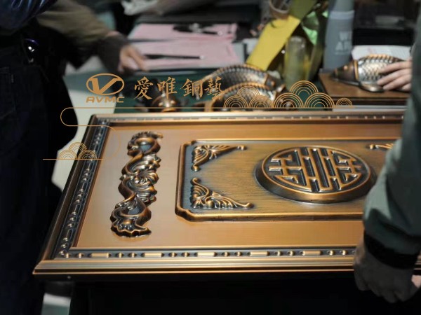 銅門焊接過程中應(yīng)注意的問題是什么？