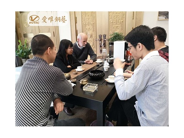 愛唯銅門廠家的產品比普通銅門更經久耐用